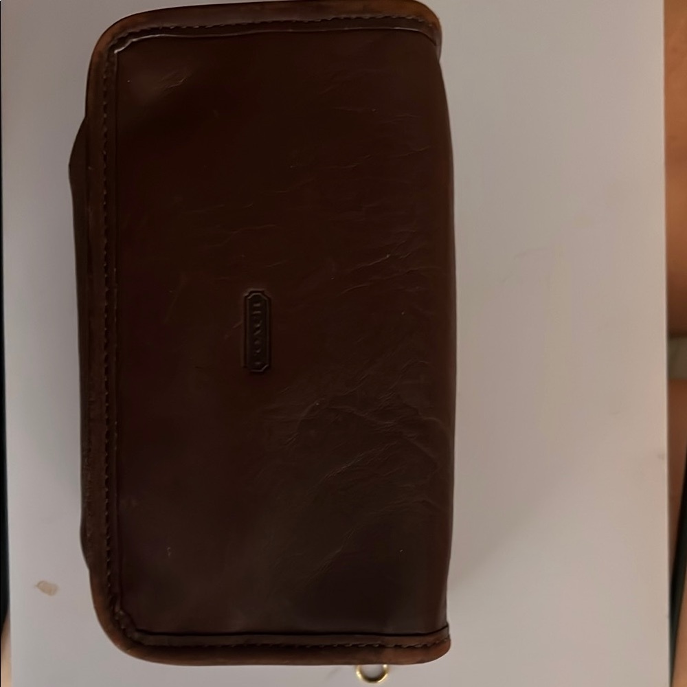 Vintage Coach Brown Leather Toiletry Bag with Zipper Closure